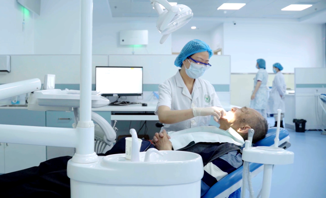 市三医院西区综合楼开诊