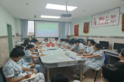 我院开展护理行政查房，促进管理提质增效