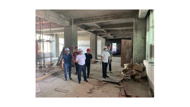 院领导督查在建项目安全生产工作